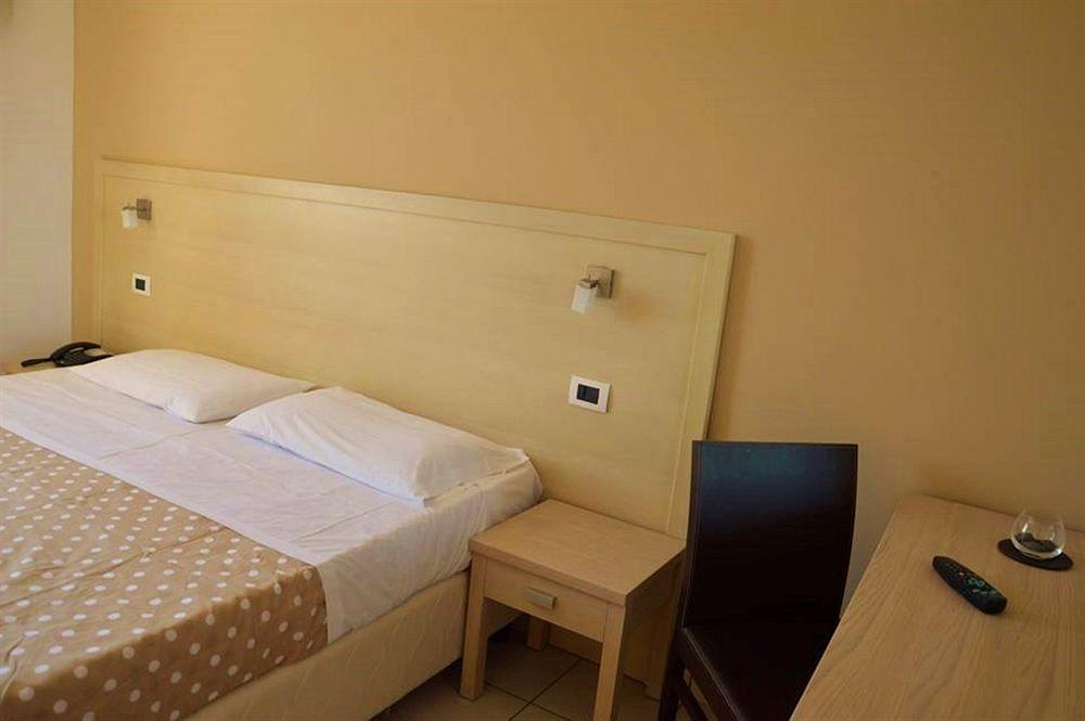 Hotel Bulla Regia 폰타네비안체 외부 사진