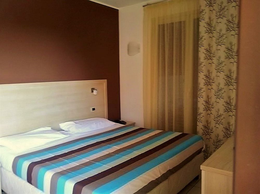 Hotel Bulla Regia 폰타네비안체 외부 사진